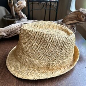 Milani Checkered Weave Pattern Straw Short Brim Fedora Hat